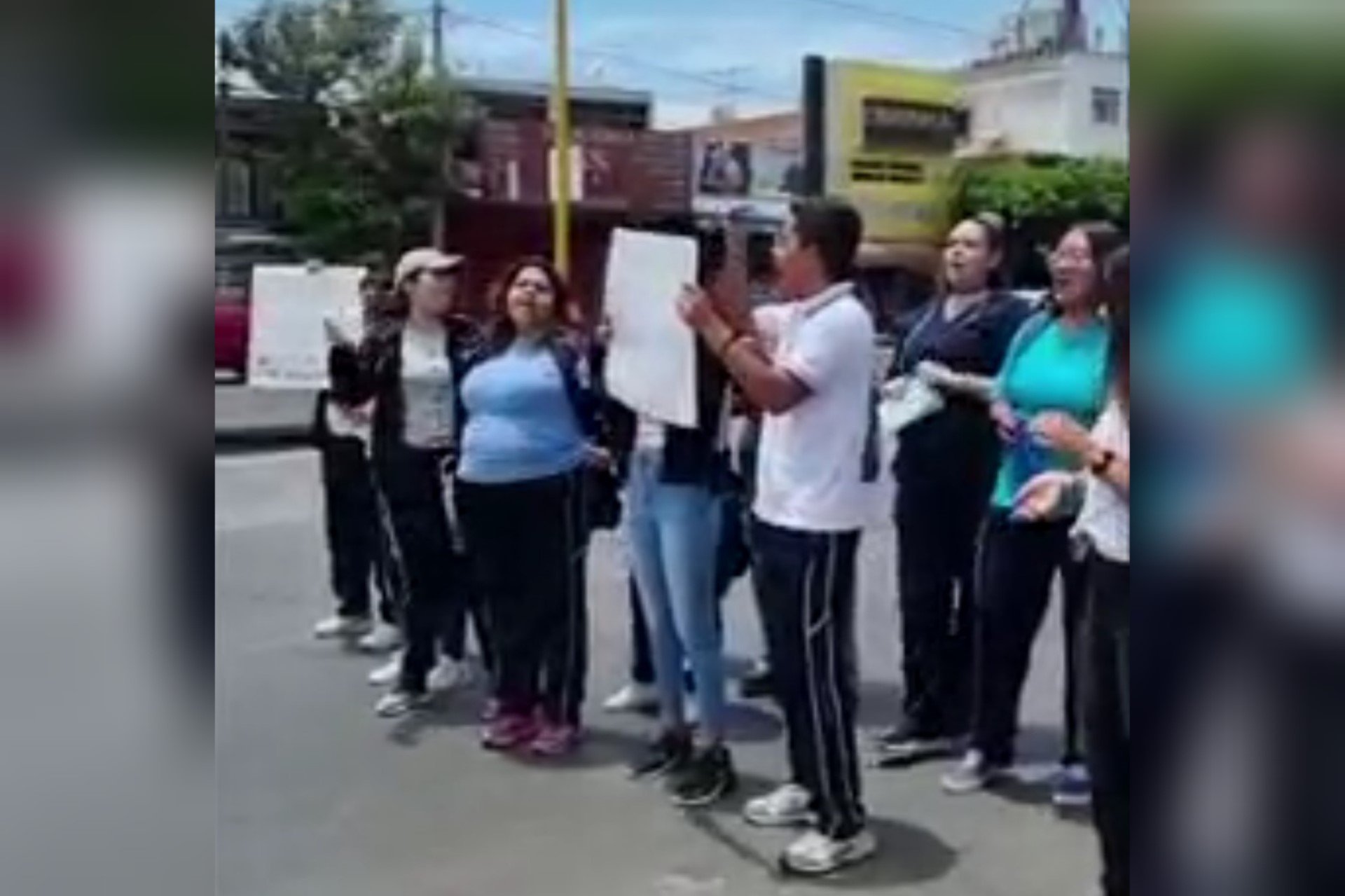 Video Estudiantes Del Crena Se Manifiestan Por Falta De Agua Y